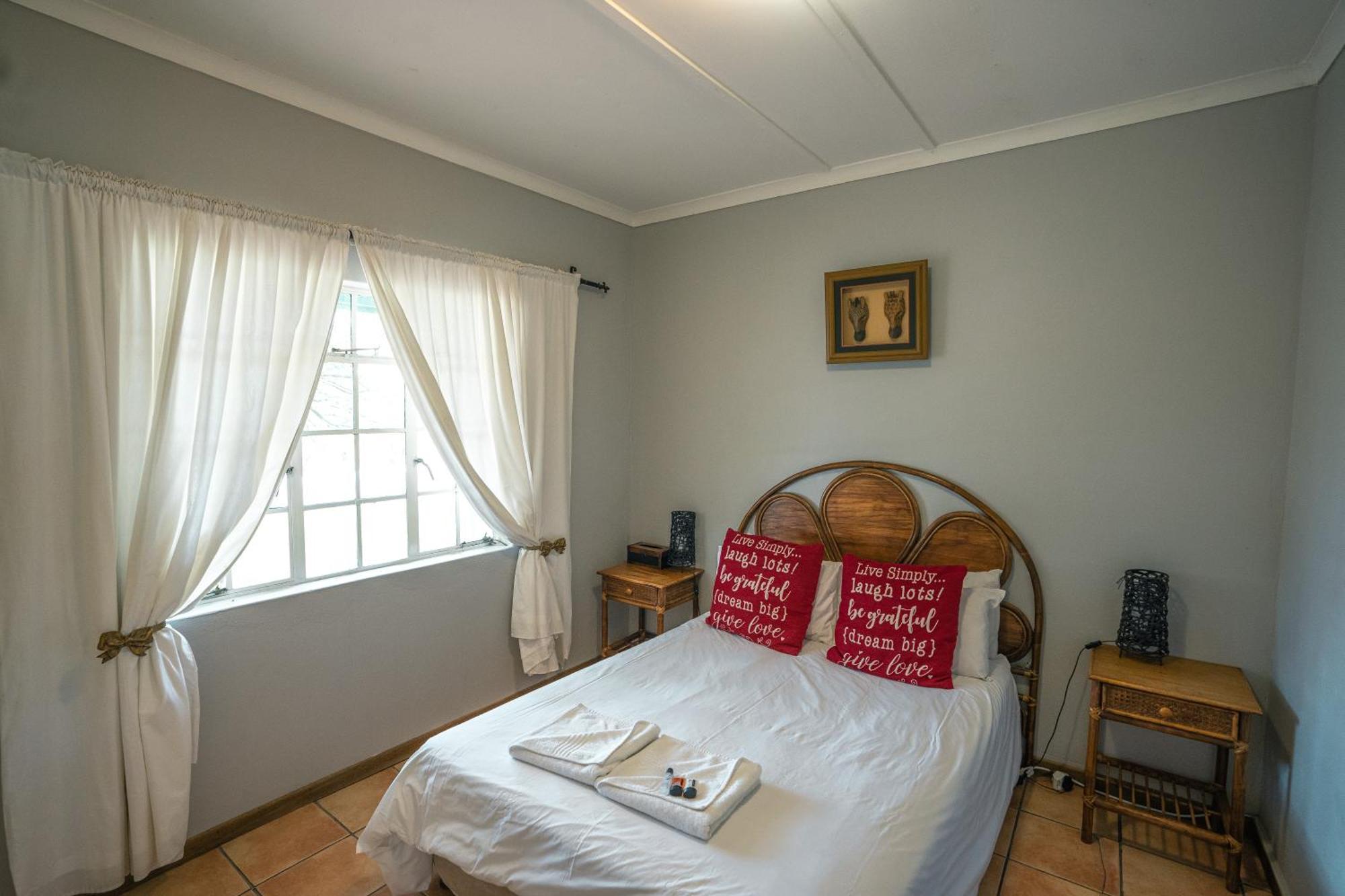 Villa Olive Grove Guest Farm à Beaufort West Extérieur photo